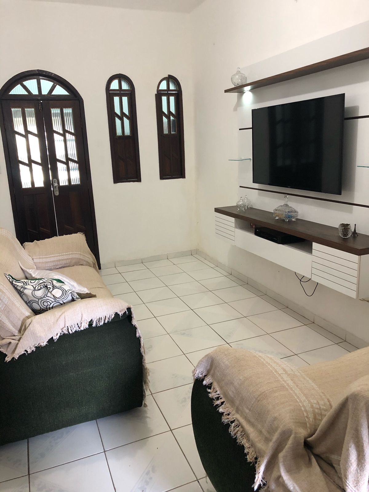 Imagem Casa com 2 Quartos à Venda, 80 m²em Cia I, Qd. 08 - Simões Filho Imagem Casa com 2 Quartos à Venda, 80 m²em Cia I, Qd. 08 - Simões Filho