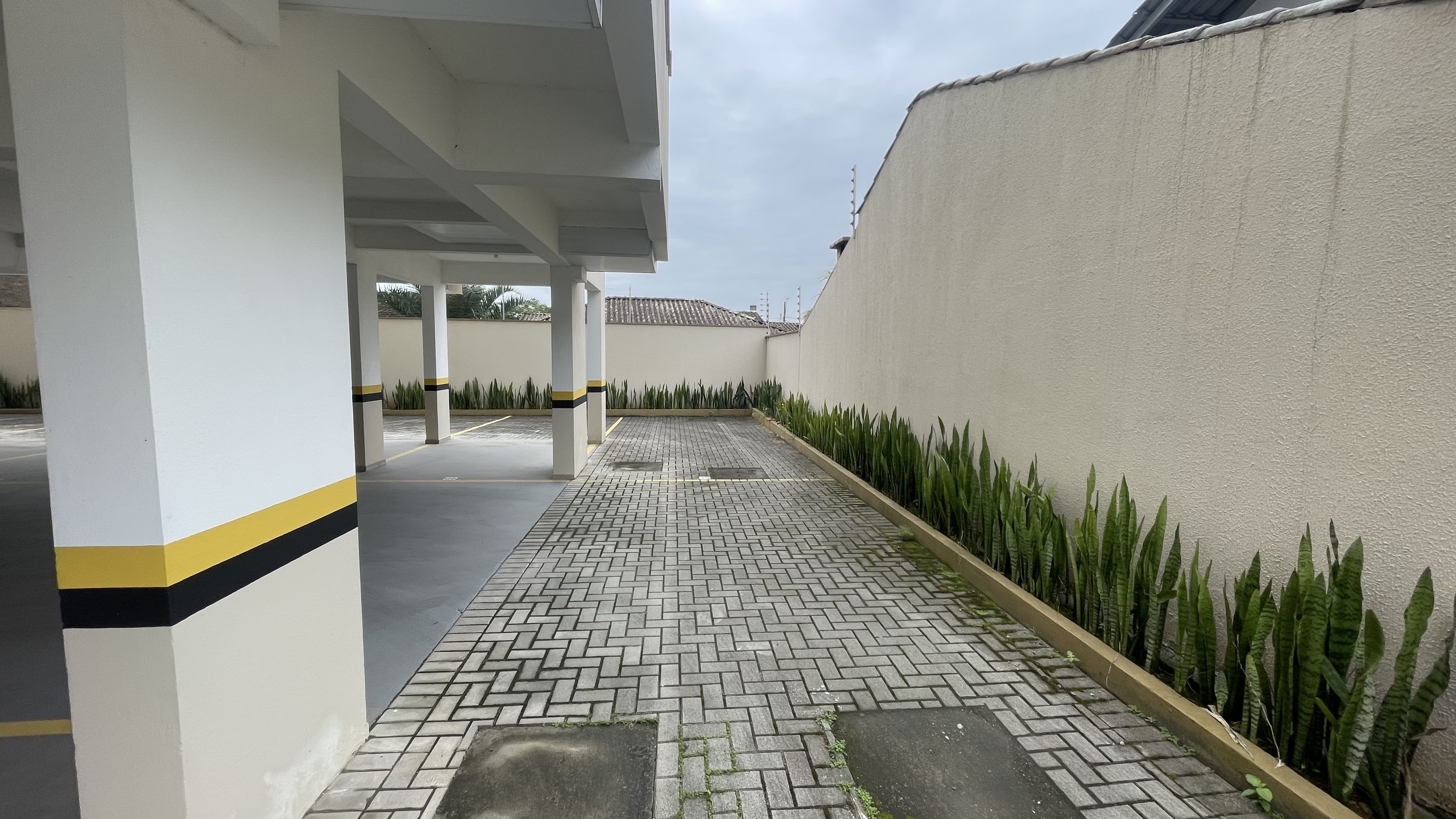 Imagem Apartamento com 2 Quartos à Venda, 62 m²em Comasa - Joinville