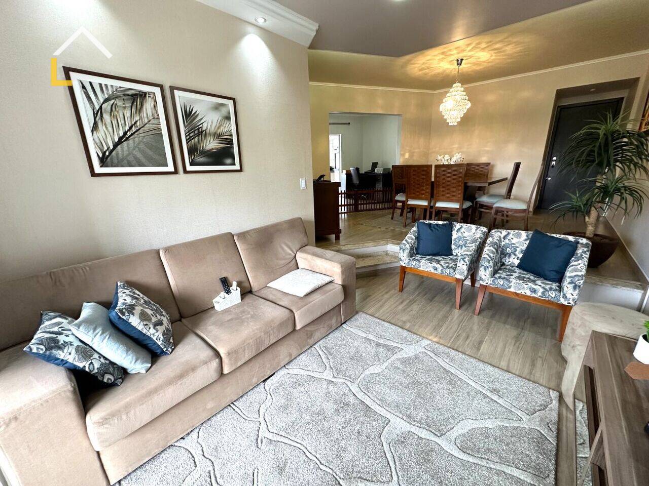 Imagem Apartamento com 3 Quartos à Venda, 129 m²em CENTRO - Joinville