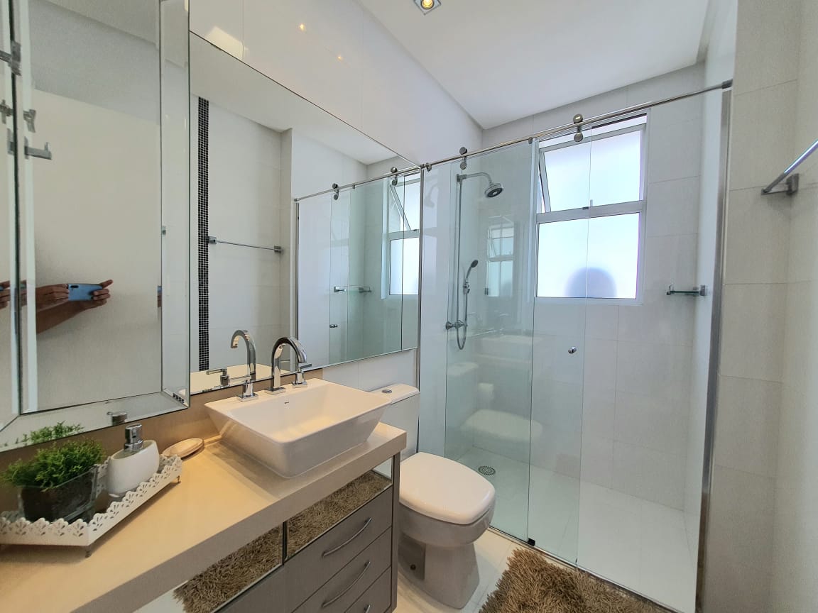 Imagem Apartamento com 3 Quartos à Venda, 135 m²em Centro - Balneário Camboriú Imagem Apartamento com 3 Quartos à Venda, 135 m²em Centro - Balneário Camboriú