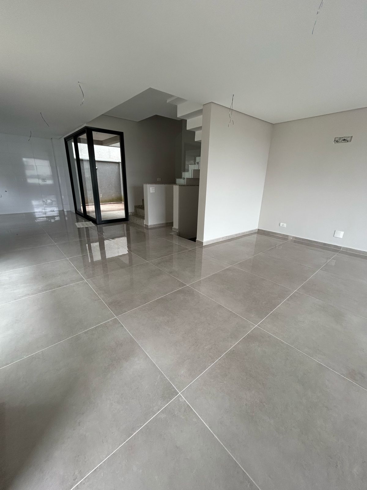 Imagem Casa de Condomínio com 3 Quartos à Venda, 214 m² em Santa Cândida - Curitiba Imagem Casa de Condomínio com 3 Quartos à Venda, 214 m² em Santa Cândida - Curitiba