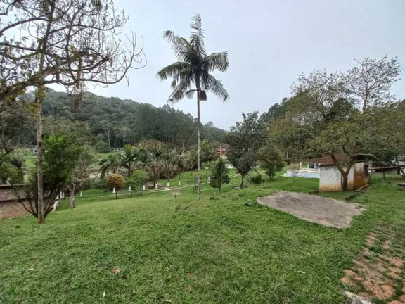 Imagem Chácara com 6 Quartos à Venda, 400 m² em PALESTINA - Juquitiba