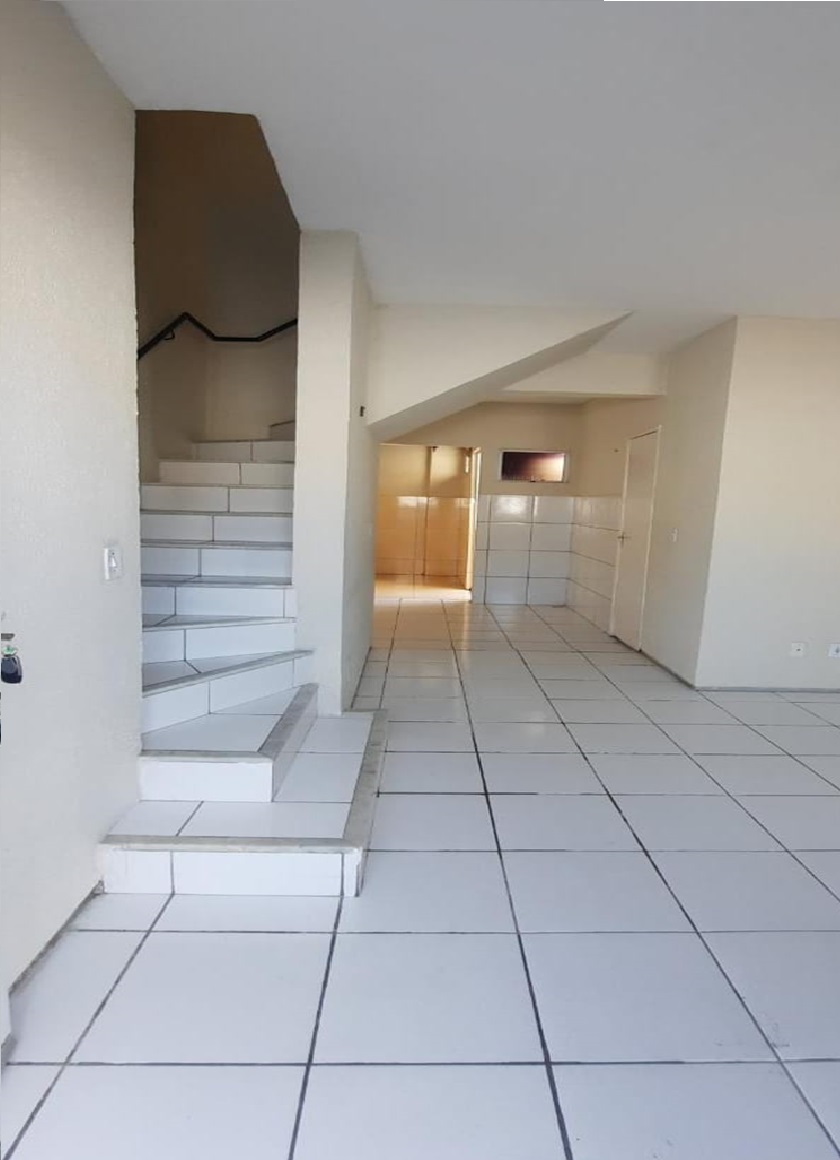 Imagem Casa de Condomínio com 2 Quartos à Venda, 51 m²em Siqueira - Fortaleza