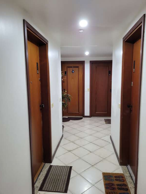 Imagem Apartamento com 2 Quartos à Venda, 84 m²em Maracanã - Rio de Janeiro