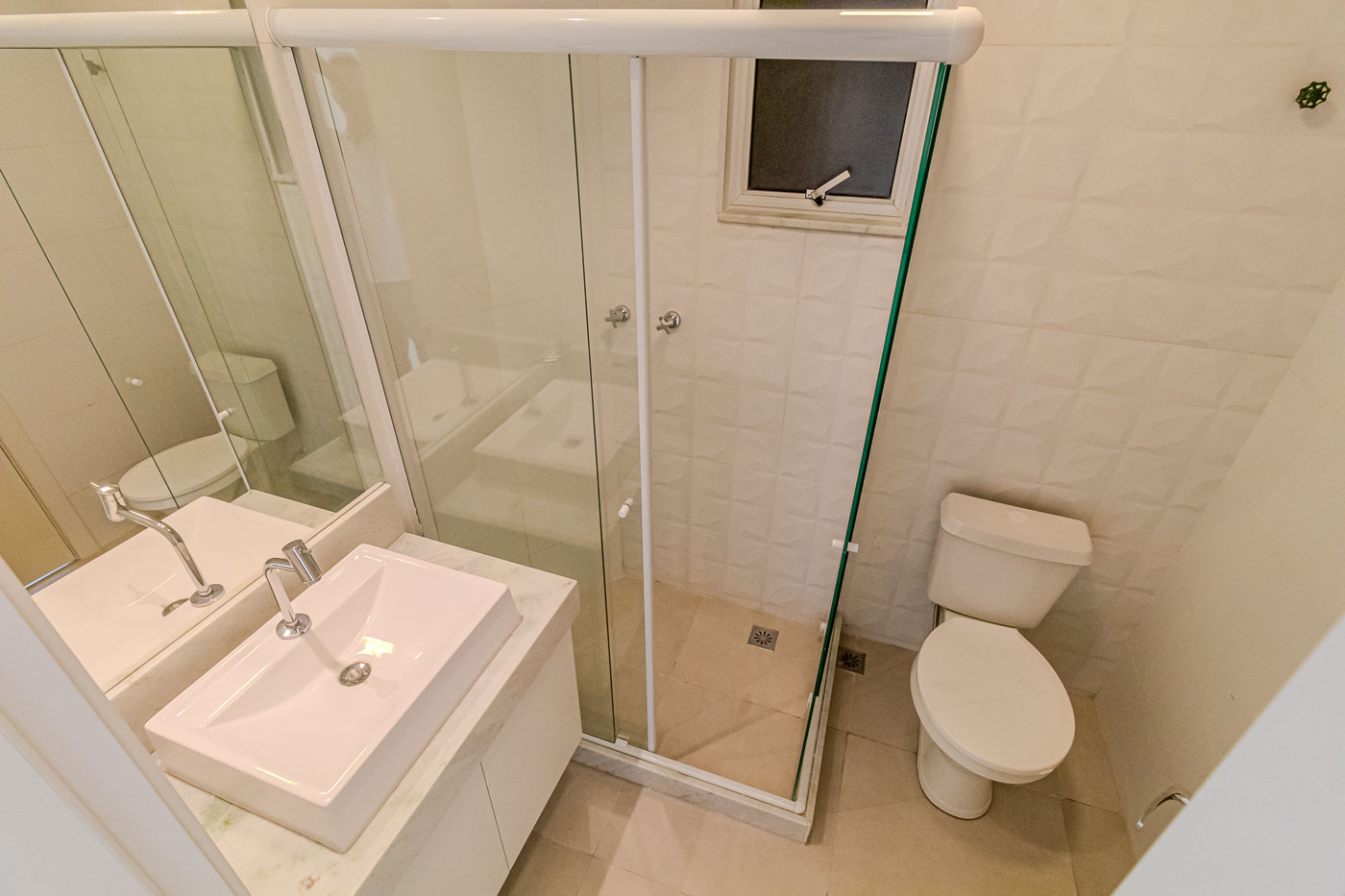 Imagem Apartamento com 3 Quartos à Venda, 133 m²em Copacabana - Rio de Janeiro Imagem Apartamento com 3 Quartos à Venda, 133 m²em Copacabana - Rio de Janeiro