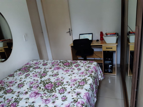 Imagem Apartamento com 2 Quartos à Venda, em Jardim Mirna - Taboão da Serra Imagem Apartamento com 2 Quartos à Venda, em Jardim Mirna - Taboão da Serra