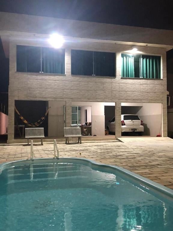Imagem Casa com 4 Quartos à Venda ou Locação, 180 m²em Barra de Jangada - Jaboatão dos Guararapes Imagem Casa com 4 Quartos à Venda ou Locação, 180 m²em Barra de Jangada - Jaboatão dos Guararapes