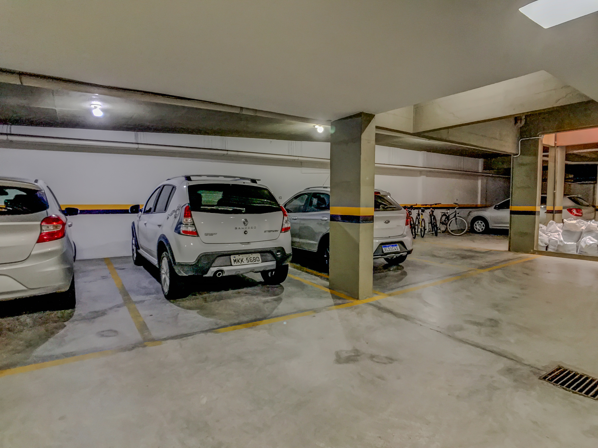 Imagem Apartamento com 3 Quartos à Venda, 91 m²em Centro - Criciúma