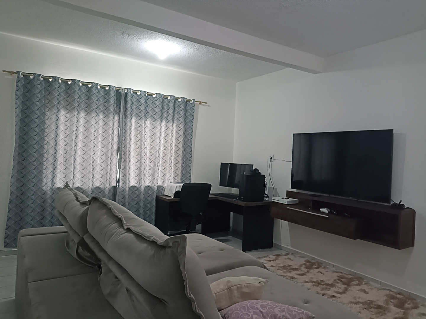 Imagem Casa com 4 Quartos à Venda, 200 m²em Praia de Fora - Palhoça Imagem Casa com 4 Quartos à Venda, 200 m²em Praia de Fora - Palhoça