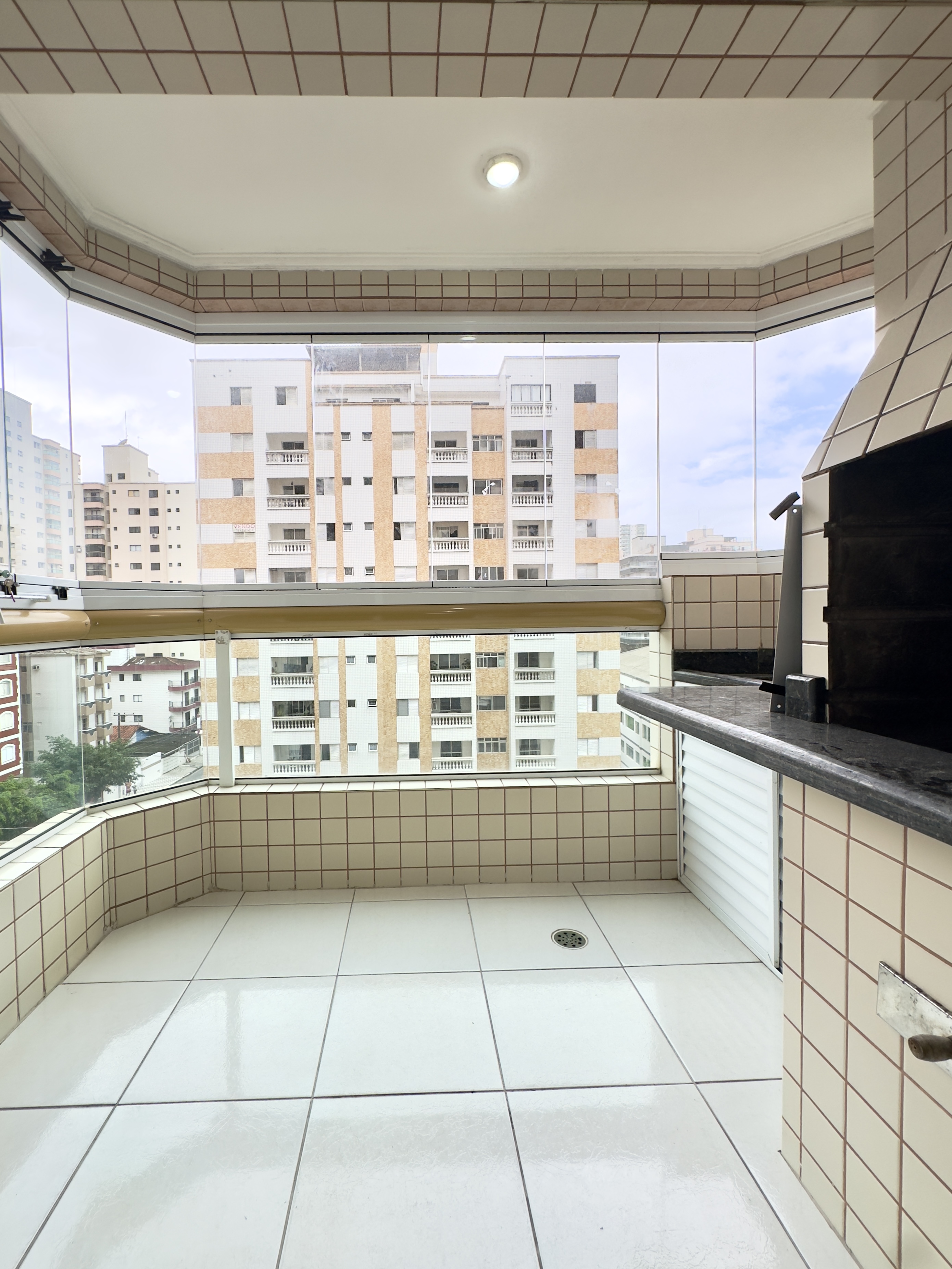 Imagem Apartamento com 1 Quarto à Venda, 49 m² em Tupi - Praia Grande Imagem Apartamento com 1 Quarto à Venda, 49 m² em Tupi - Praia Grande