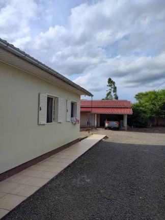 Imagem Casa com 3 Quartos à Venda, 180 m² em Rio Maina - Criciúma Imagem Casa com 3 Quartos à Venda, 180 m² em Rio Maina - Criciúma