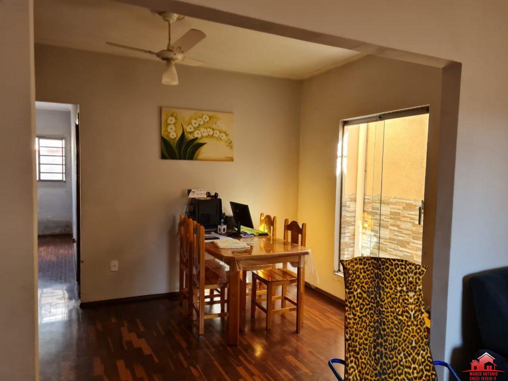 Imagem Casa com 4 Quartos à Venda, 213 m²em Jardim Petrópolis - Bauru Imagem Casa com 4 Quartos à Venda, 213 m²em Jardim Petrópolis - Bauru