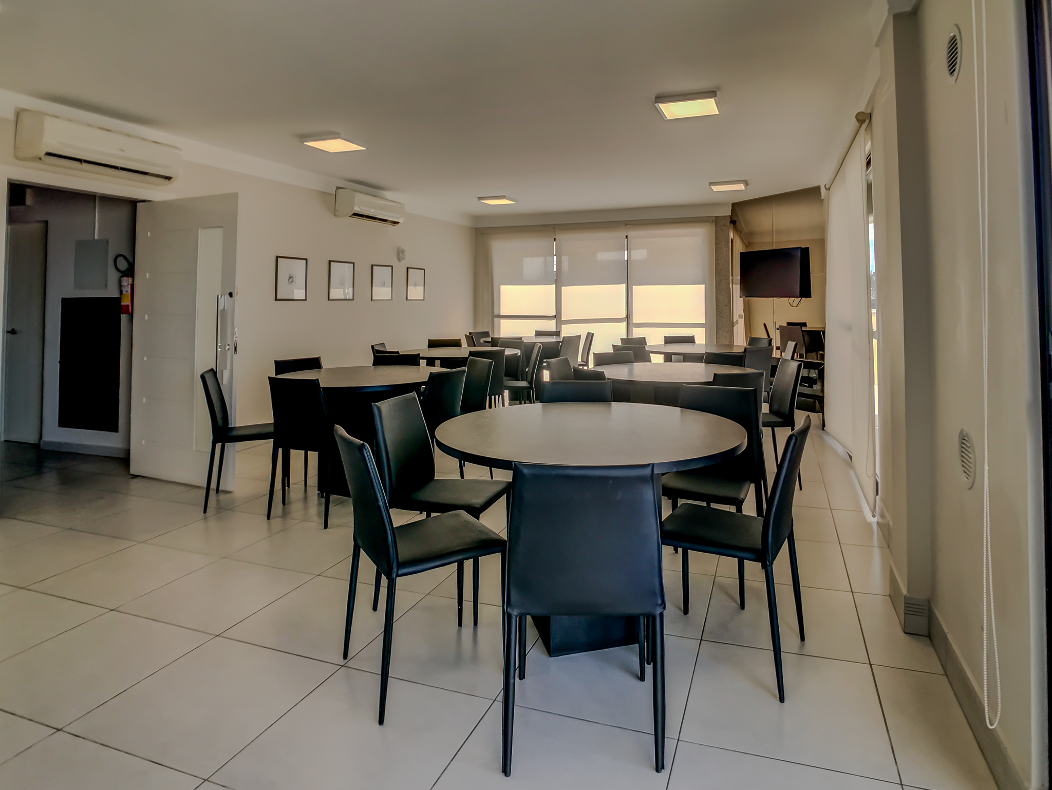 Imagem Apartamento com 3 Quartos à Venda, 96 m²em Centro - Criciúma