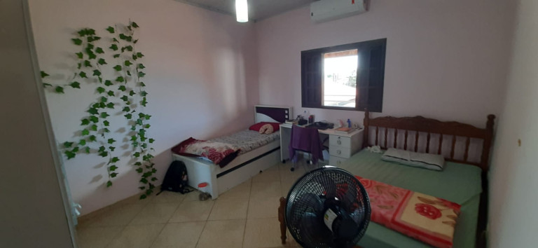 Imagem Sobrado com 3 Quartos à Venda, 300 m² em Parque Balneário Maria Helena - Caraguatatuba