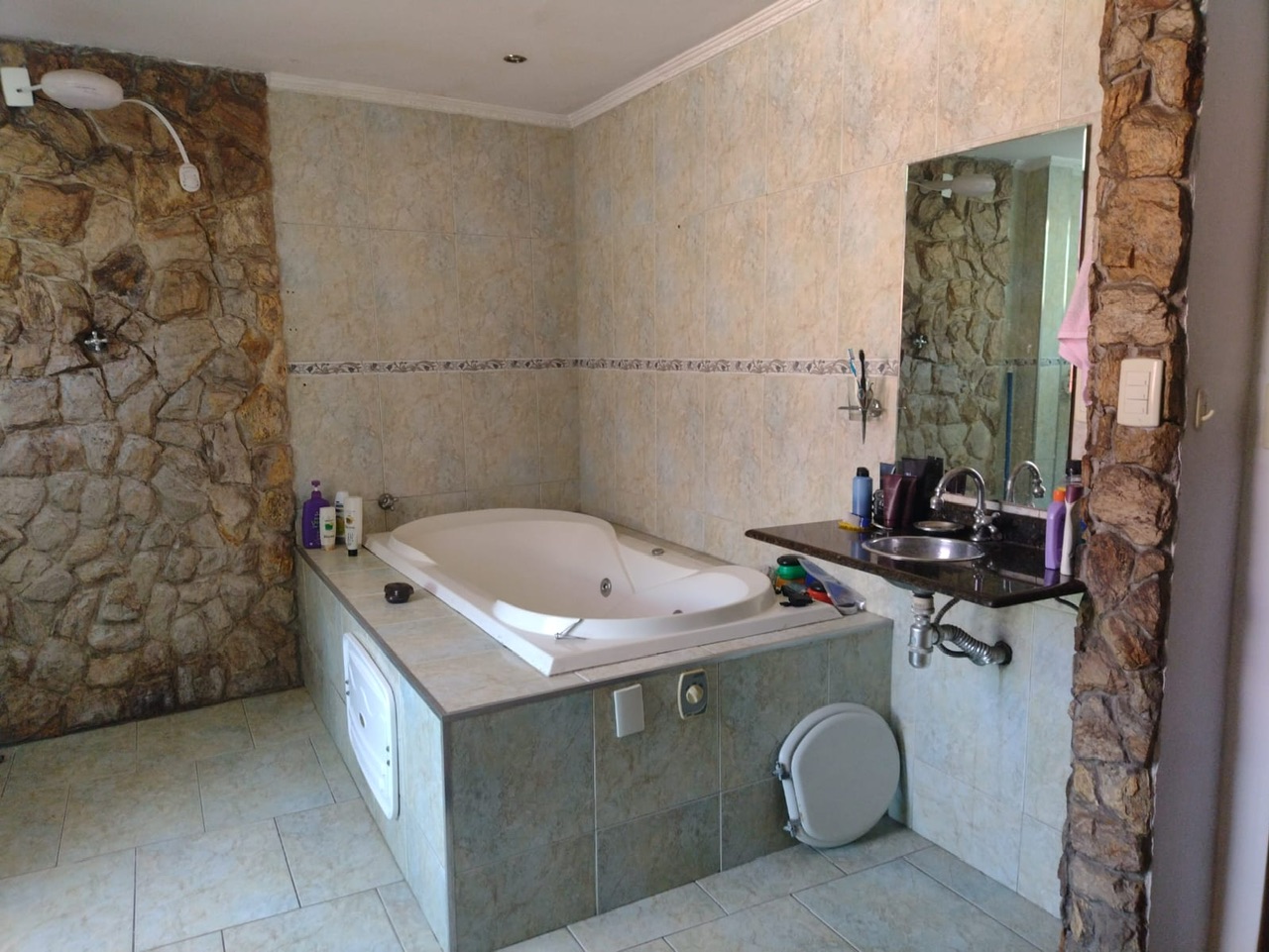 Imagem Sobrado com 4 Quartos à Venda, 200 m²em Jardim Santo Eduardo - Guarulhos