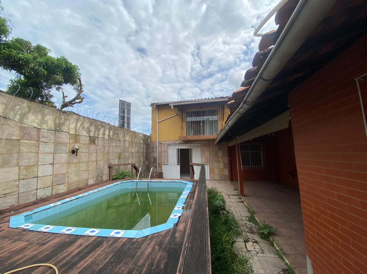 Imagem Casa com 5 Quartos à Venda, 238 m²em Cidade Velha - Belém Imagem Casa com 5 Quartos à Venda, 238 m²em Cidade Velha - Belém