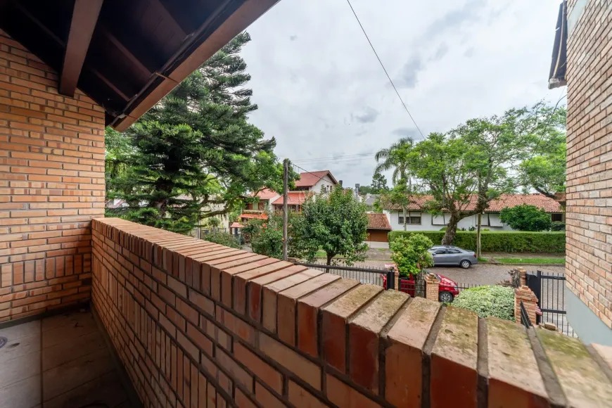 Imagem Casa com 3 Quartos à Venda, 151 m² em Jardim Isabel - Porto Alegre