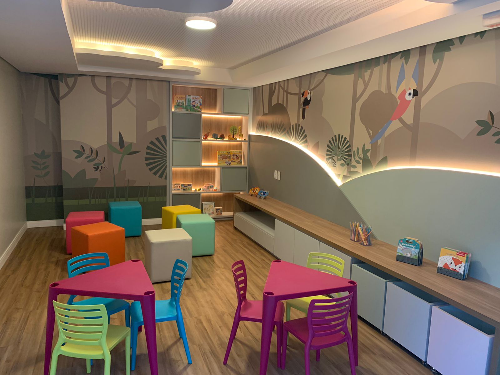 Imagem Apartamento com 3 Quartos à Venda, 64 m²em Boa Viagem - Recife