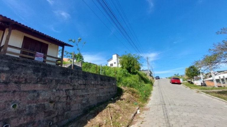 Imagem Casa com 2 Quartos à Venda, 64 m² em Maria Céu - Criciúma Imagem Casa com 2 Quartos à Venda, 64 m² em Maria Céu - Criciúma