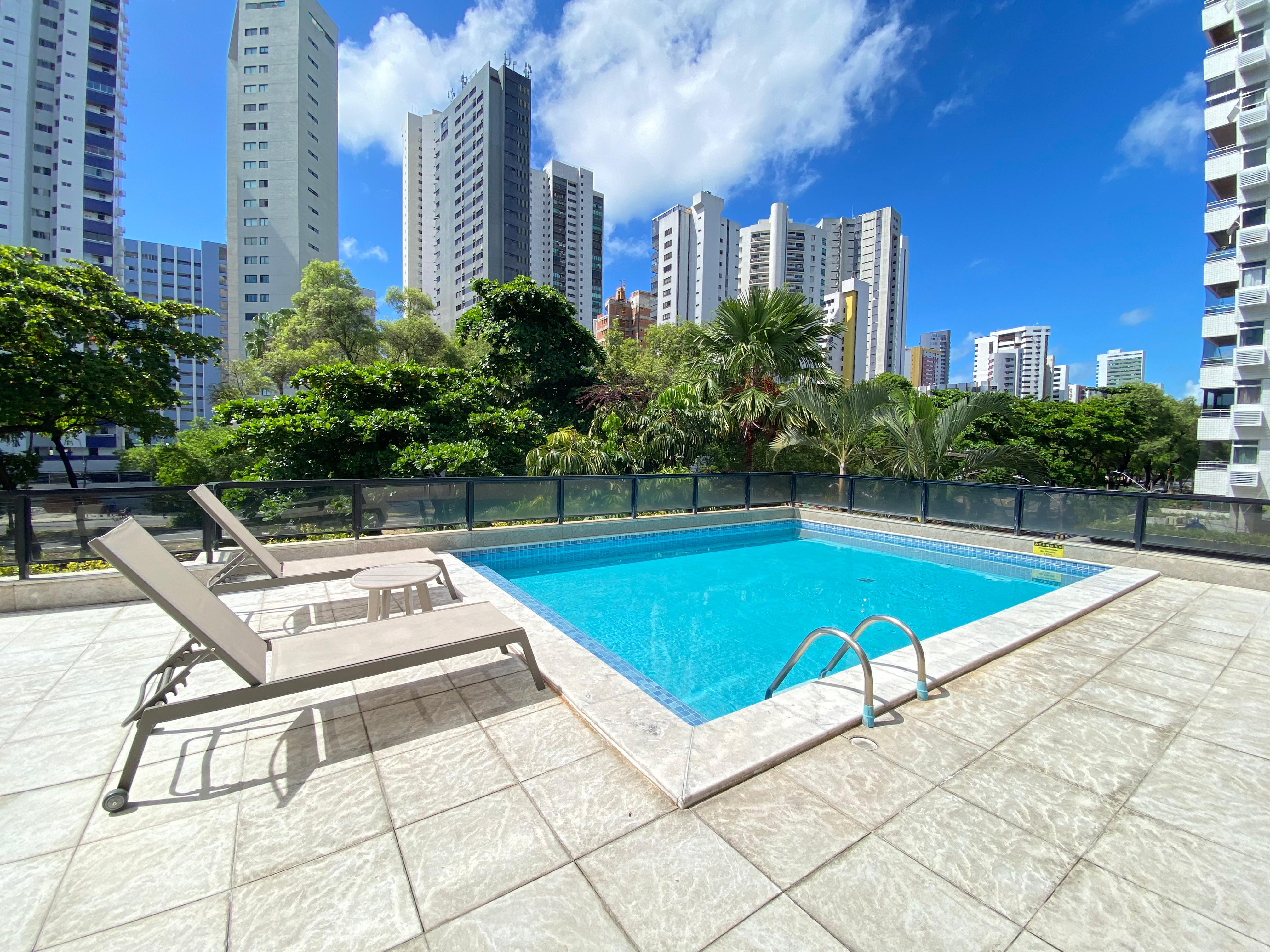 Imagem Apartamento com 4 Quartos à Venda, 158 m²em Boa Viagem - Recife