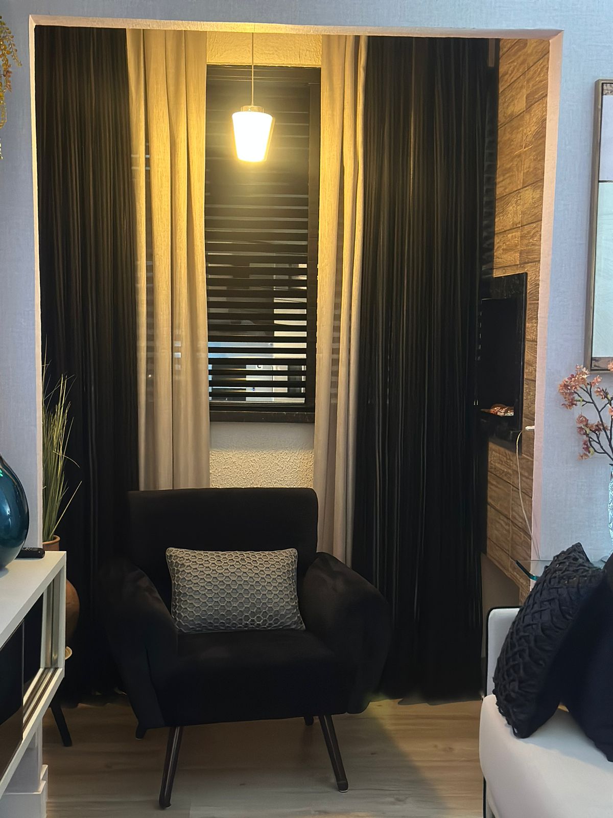Imagem Apartamento com 2 Quartos à Venda, 55 m²em Espinheiros - Itajaí Imagem Apartamento com 2 Quartos à Venda, 55 m²em Espinheiros - Itajaí