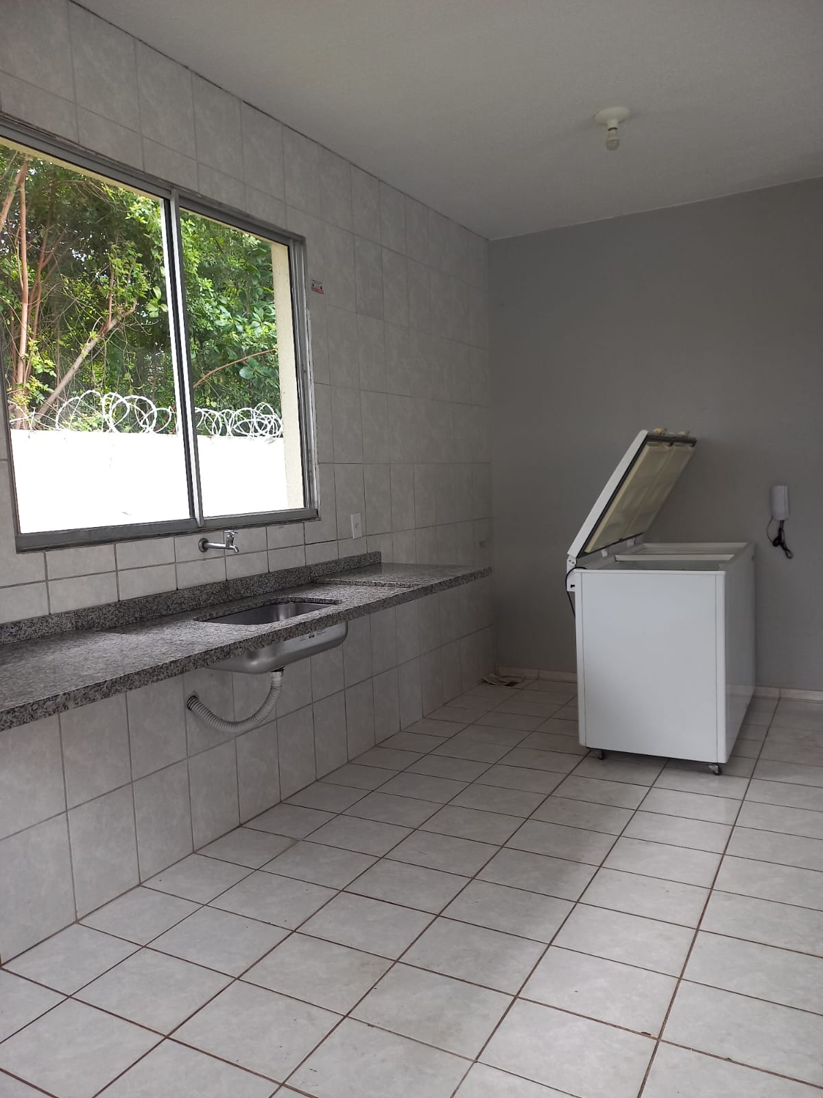 Imagem Apartamento com 2 Quartos à Venda, 45 m² em Inhoaíba - Rio de Janeiro Imagem Apartamento com 2 Quartos à Venda, 45 m² em Inhoaíba - Rio de Janeiro