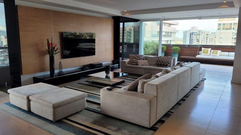 Imagem Apartamento com 3 Quartos à Venda, 397 m² em Centro - Joinville