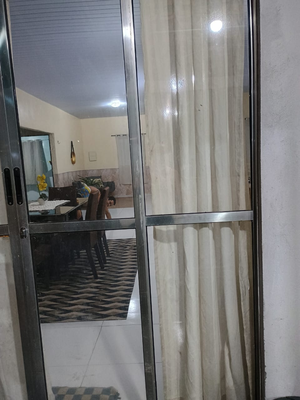 Imagem Casa com 2 Quartos à Venda ou Temporada, 300 m²em Carananduba (Mosqueiro) - Belém Imagem Casa com 2 Quartos à Venda ou Temporada, 300 m²em Carananduba (Mosqueiro) - Belém