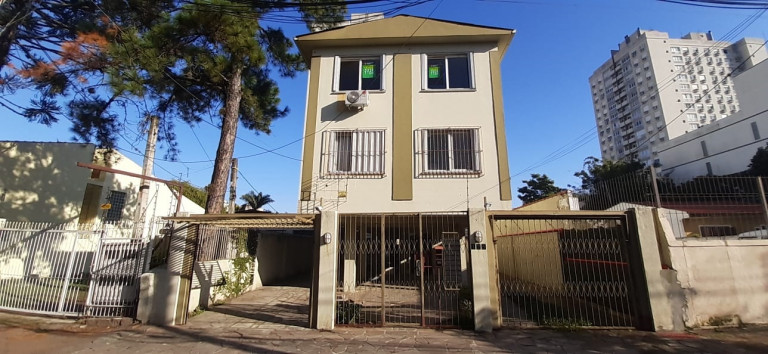 Imagem Apartamento com 2 Quartos à Venda, 70 m² em Jardim Botânico - Porto Alegre