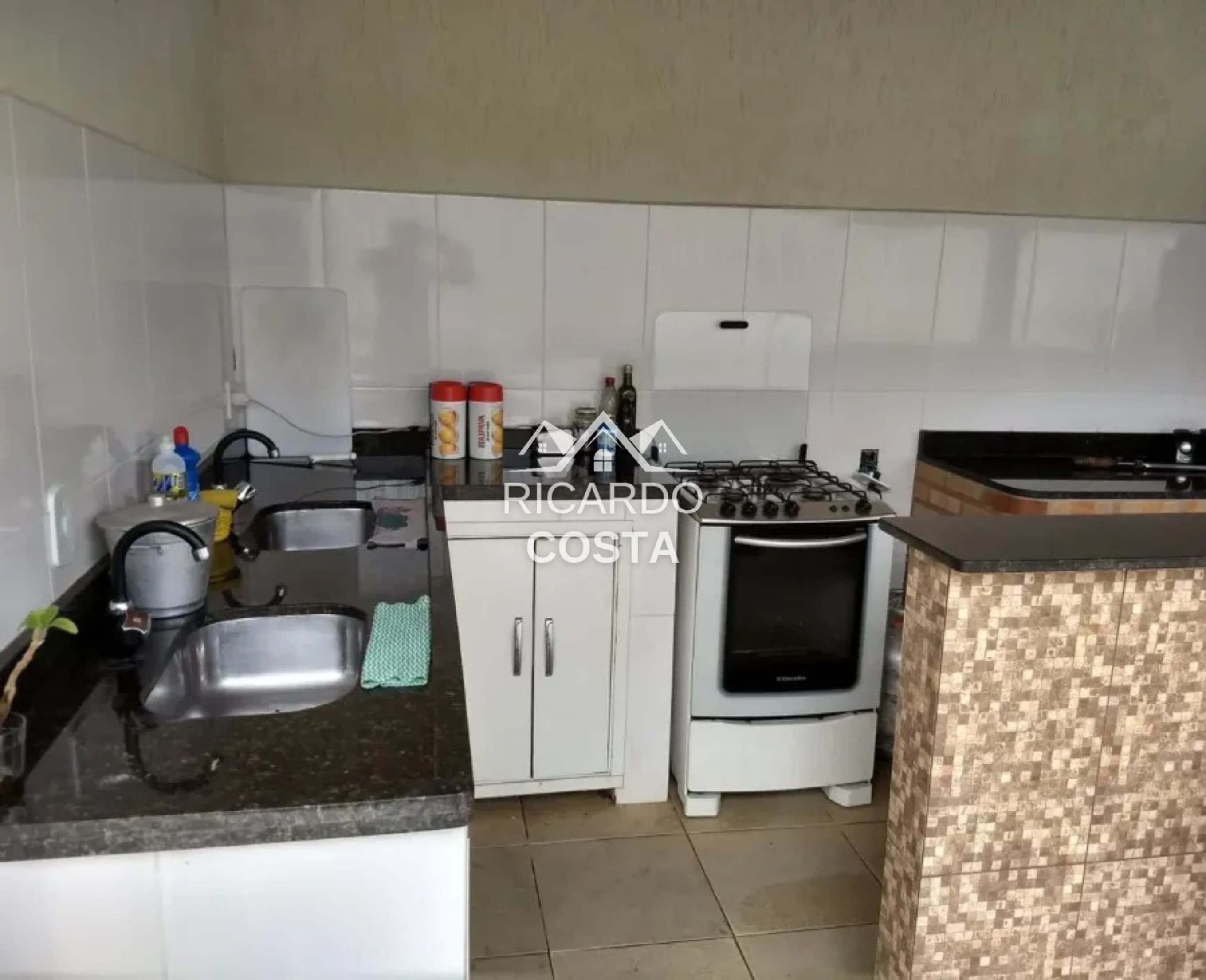 Imagem Casa com 2 Quartos à Venda, 197 m² em Ponta Negra (Ponta Negra) - Maricá Imagem Casa com 2 Quartos à Venda, 197 m² em Ponta Negra (Ponta Negra) - Maricá