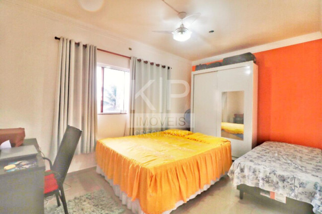Imagem Casa com 4 Quartos à Venda, 191 m² em Pajuçara - Natal