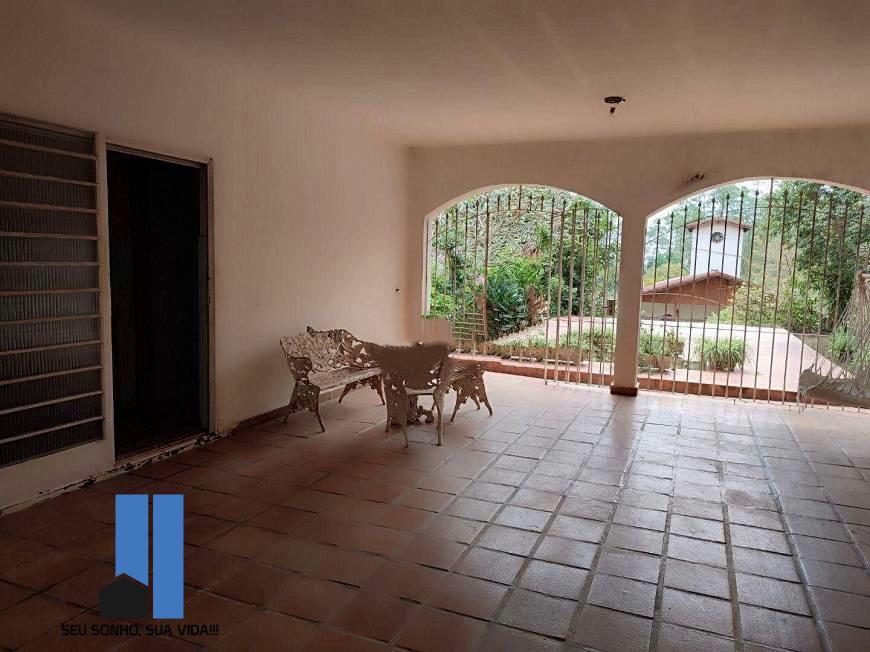 Imagem Chácara com 3 Quartos à Venda, 289 m²em Chácaras Bartira - Embu das Artes