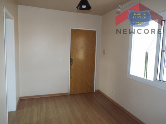 Imagem Apartamento com 2 Quartos à Venda,  em Três Vendas - Pelotas