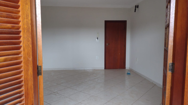 Imagem Sobrado com 3 Quartos para Alugar, 140 m²em Jardim das Laranjeiras - Limeira