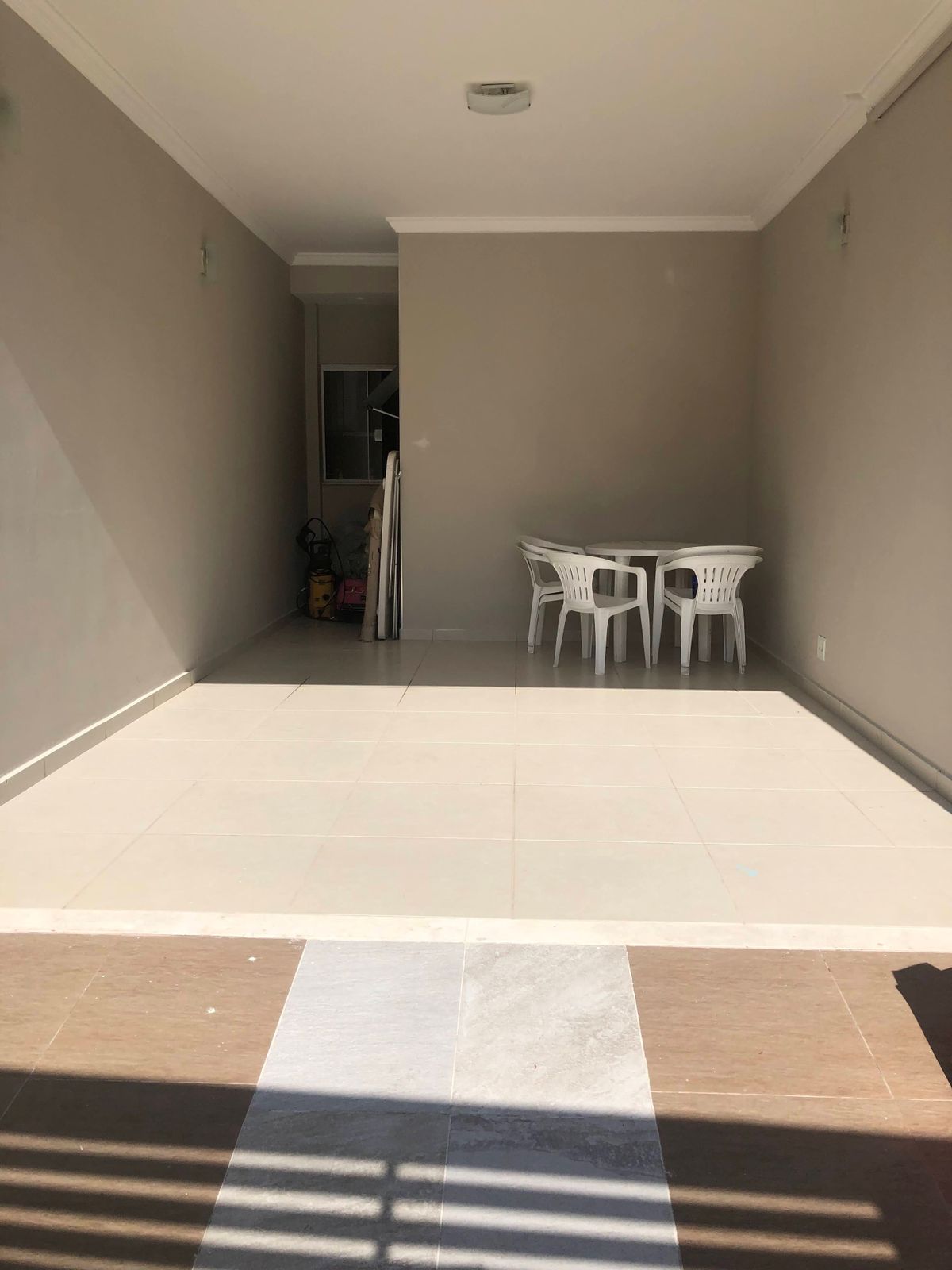 Imagem Sobrado com 3 Quartos à Venda, 180 m²em Campo Grande - Rio de Janeiro