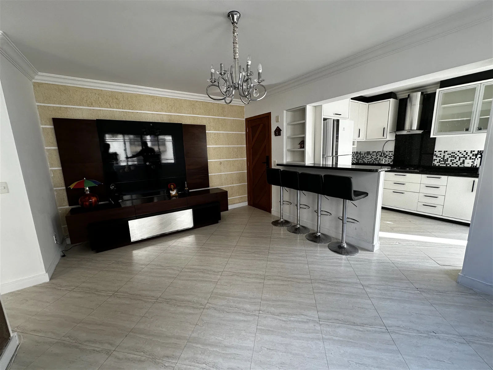 Imagem Apartamento com 2 Quartos à Venda, 80 m²em Centro - Balneário Camboriú