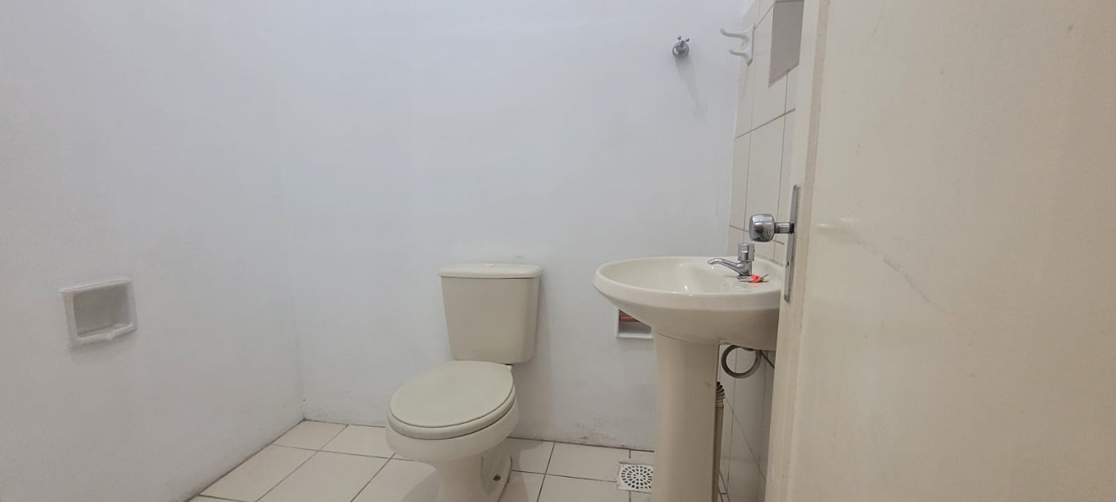 Imagem Sala Comercial à Venda, 27 m²em Centro - Santa Maria Imagem Sala Comercial à Venda, 27 m²em Centro - Santa Maria