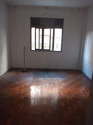 Kitnet com 1 Quarto à Venda,  em Centro - Niterói