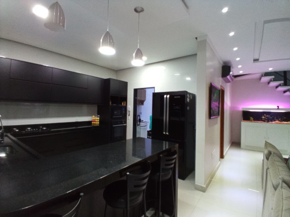 Imagem Casa com 4 Quartos à Venda ou Temporada, 300 m² em São Cristóvão - Cabo Frio Imagem Casa com 4 Quartos à Venda ou Temporada, 300 m² em São Cristóvão - Cabo Frio