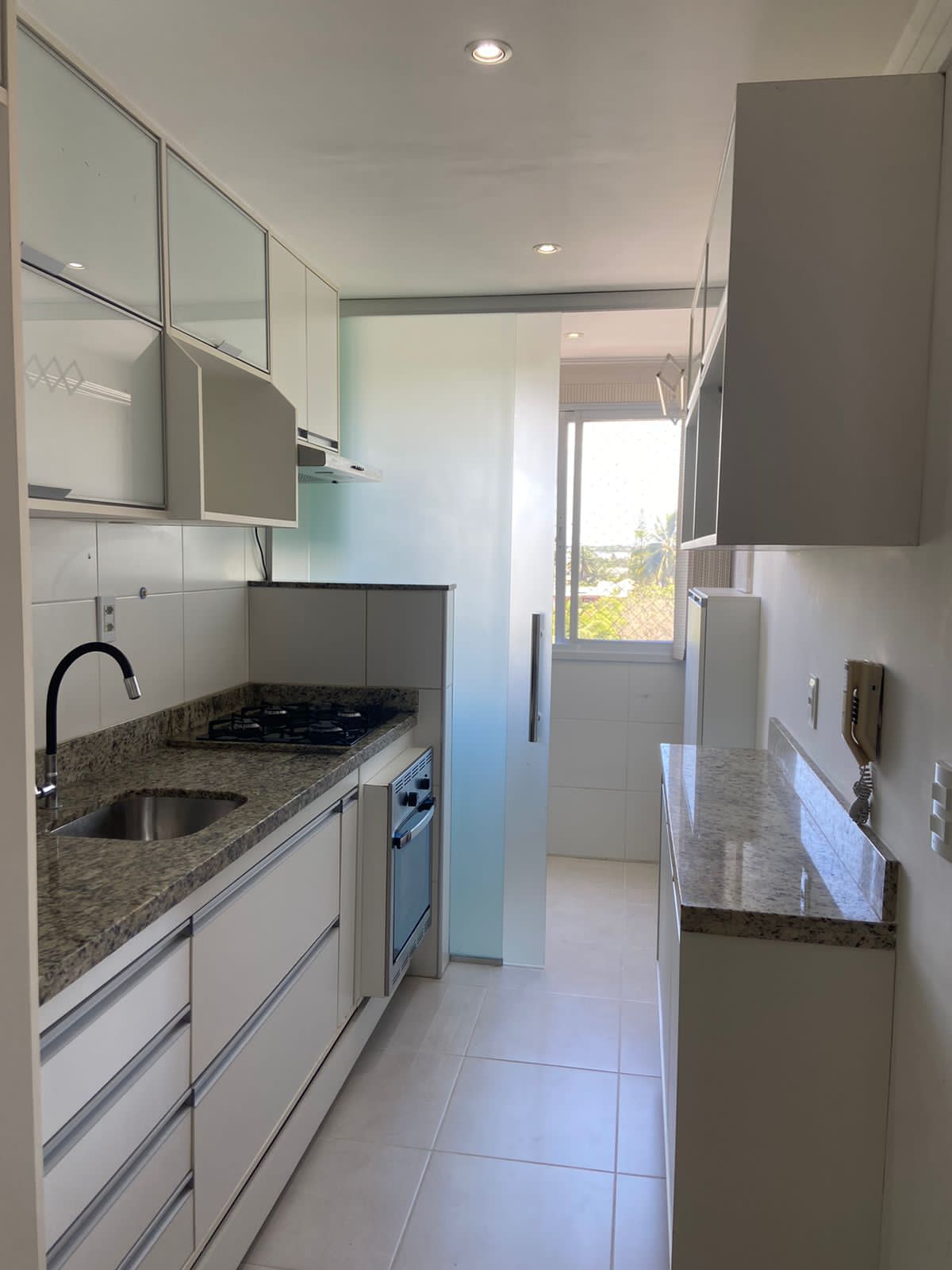Imagem Apartamento com 2 Quartos para Alugar, em Buraquinho - Lauro de Freitas