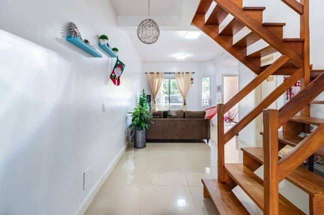 Imagem Casa com 3 Quartos à Venda, 176 m² em Espírito Santo - Porto Alegre