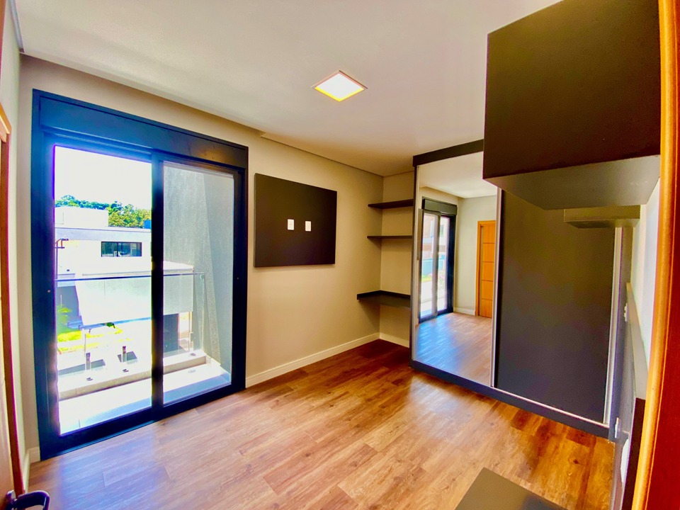 Imagem Casa de Condomínio com 3 Quartos à Venda, 292 m²em Villaggio San Marco - Jundiaí Imagem Casa de Condomínio com 3 Quartos à Venda, 292 m²em Villaggio San Marco - Jundiaí