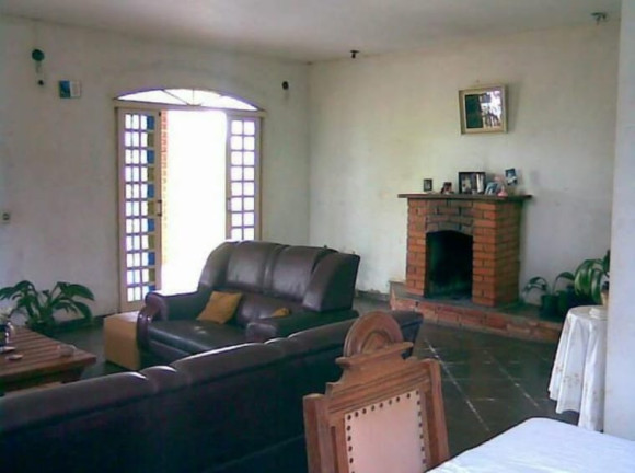 Imagem Chácara com 3 Quartos à Venda, 5.000 m²em Chácara Lourdes Meireles - Valparaíso de Goiás