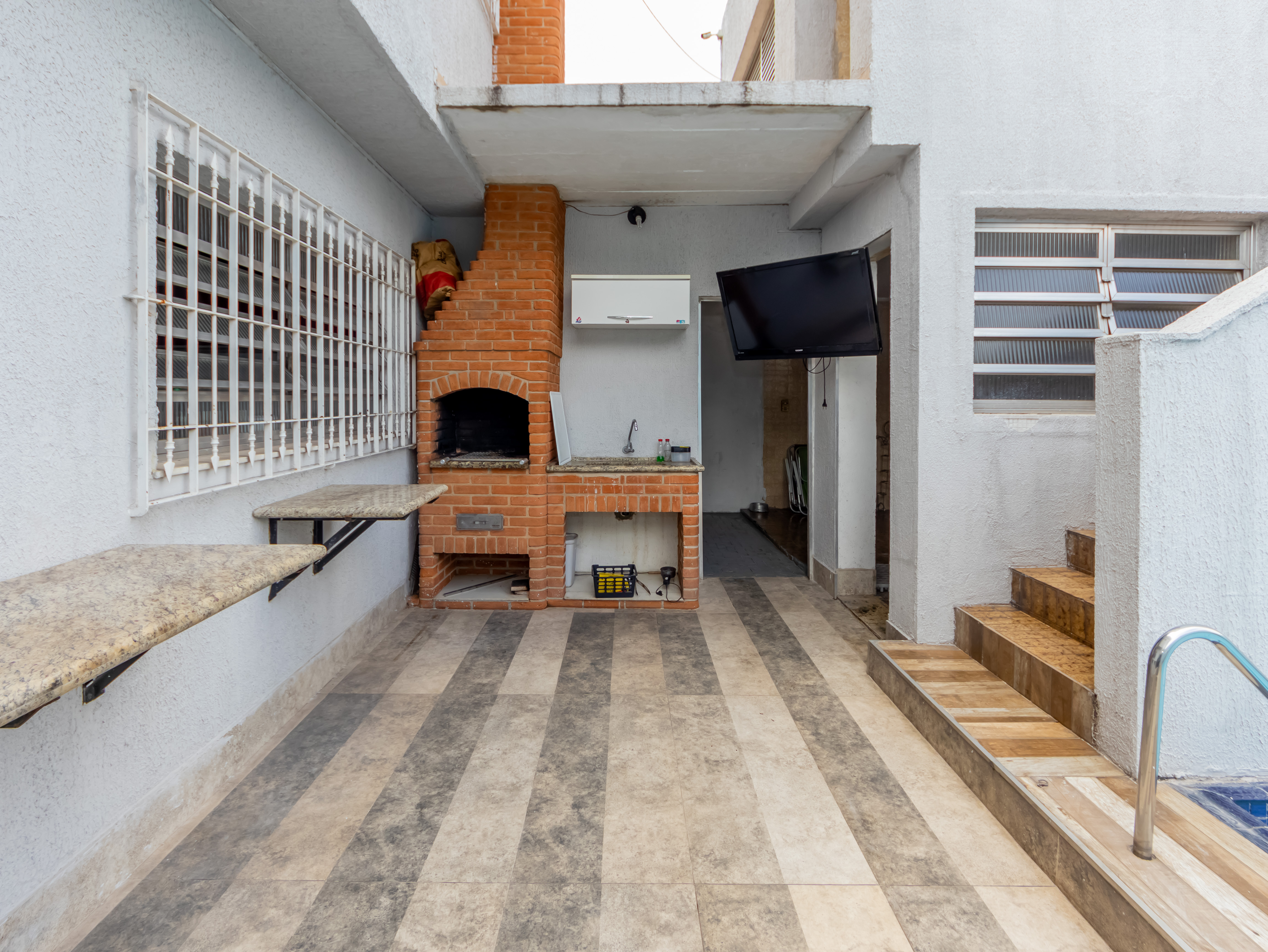 Imagem Sobrado com 3 Quartos à Venda, 300 m² em Vila Lúcia Elvira - São Paulo