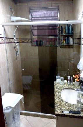 Imagem Casa de Vila com 2 Quartos à Venda,  em Encantado - Rio de Janeiro