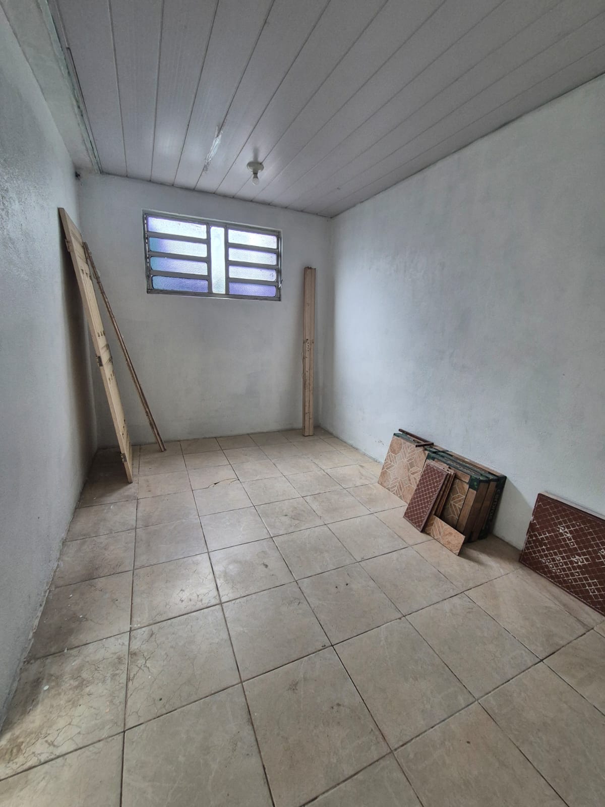 Casa com 3 Quartos para Alugar, 130 m² em Parque 10 de Novembro - Manaus