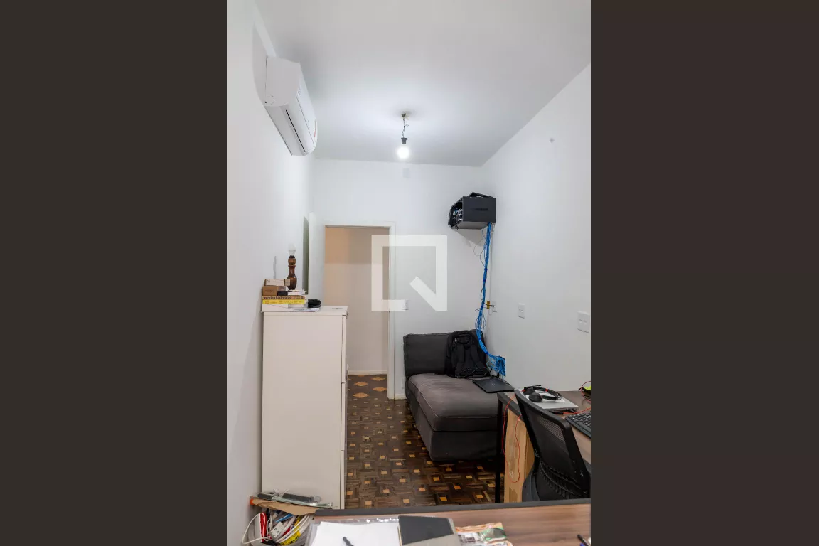 Imagem Casa com 4 Quartos à Venda, 257 m²em Vila Gumercindo - São Paulo Imagem Casa com 4 Quartos à Venda, 257 m²em Vila Gumercindo - São Paulo