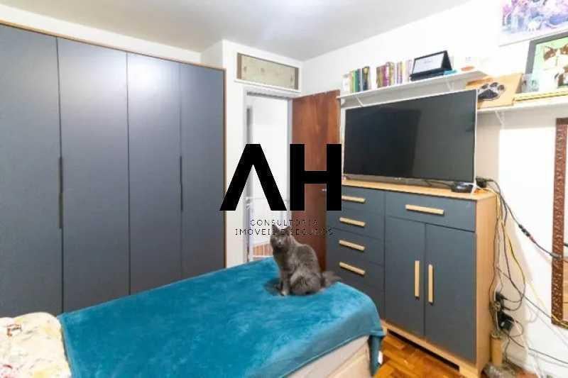Imagem Apartamento com 3 Quartos à Venda, 110 m²em Santa Rosa - Niterói Imagem Apartamento com 3 Quartos à Venda, 110 m²em Santa Rosa - Niterói