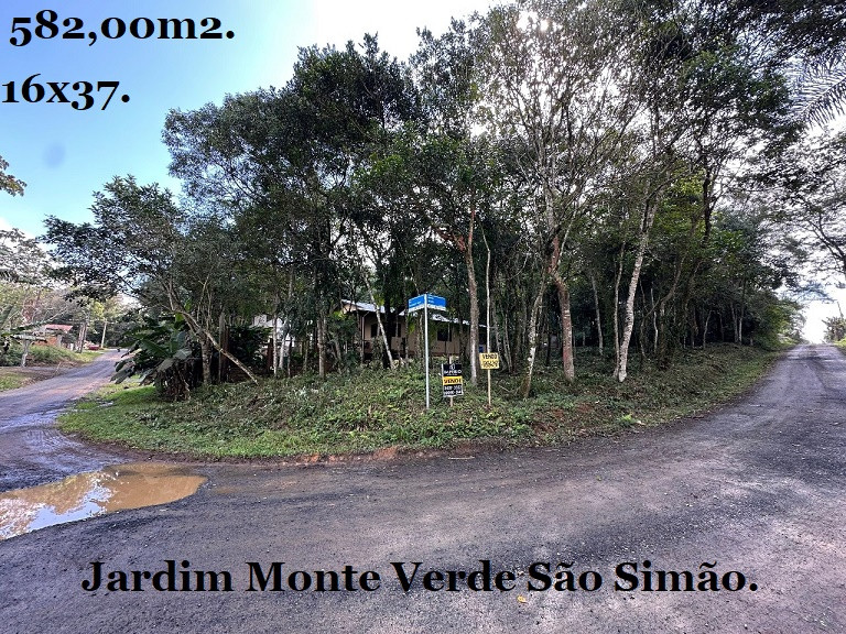 Terreno à Venda, 582 m² em São Simão - Criciúma