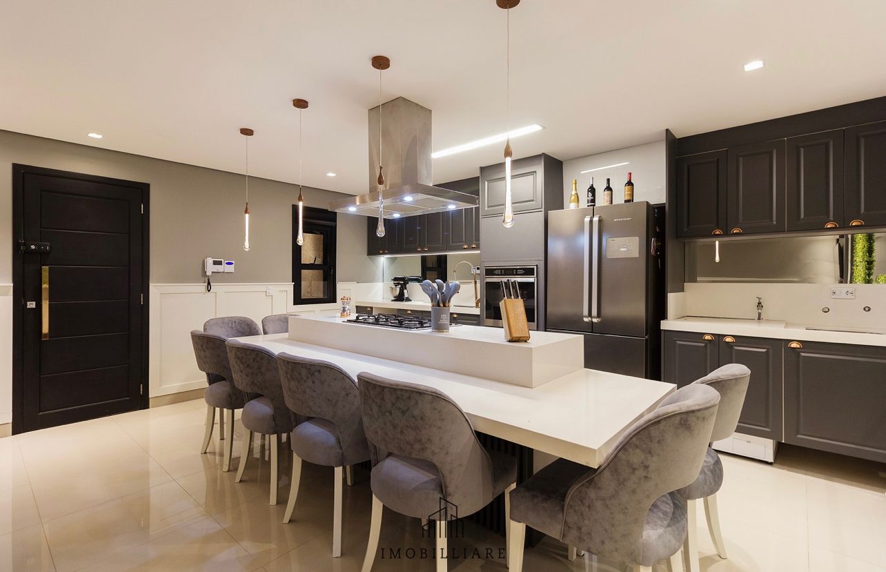 Imagem Casa com 2 Quartos à Venda, 172 m² em Portão - Curitiba Imagem Casa com 2 Quartos à Venda, 172 m² em Portão - Curitiba